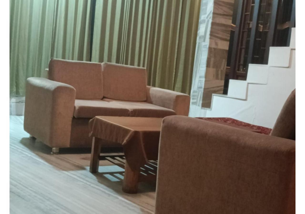 Cherrywood Suites & Spa By Easygorooms دارجيلنغ المظهر الخارجي الصورة
