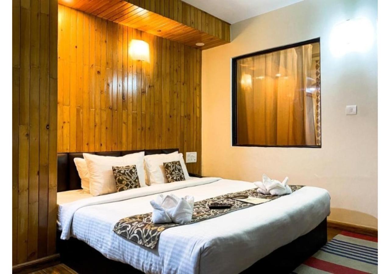 Cherrywood Suites & Spa By Easygorooms دارجيلنغ المظهر الخارجي الصورة